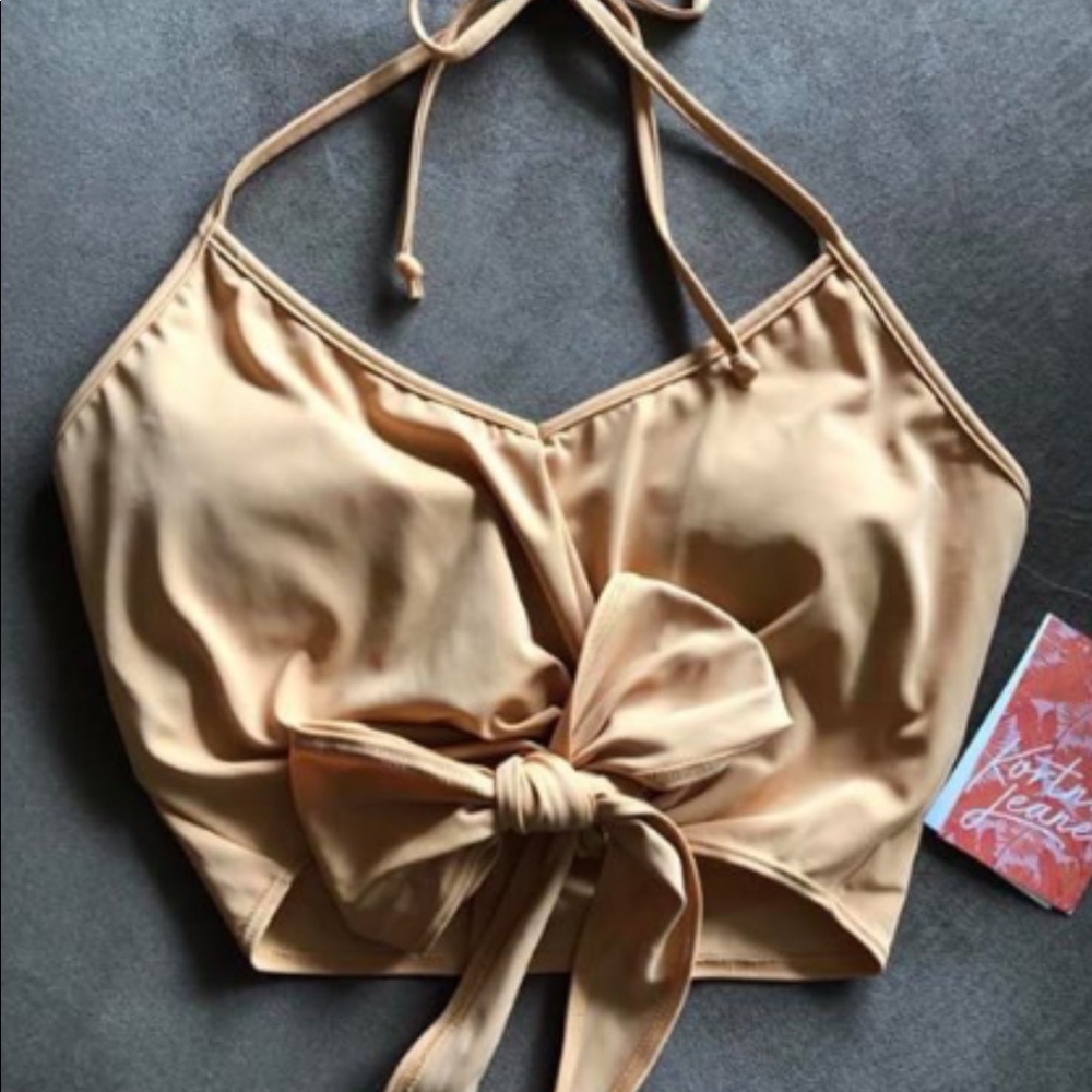 NWT KORTNI JEANE TIE TOP